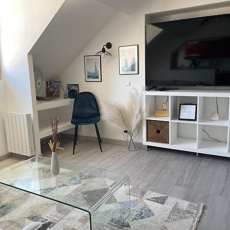 Magnifique Logement Au Pied Du Chateau بلْوا المظهر الخارجي الصورة