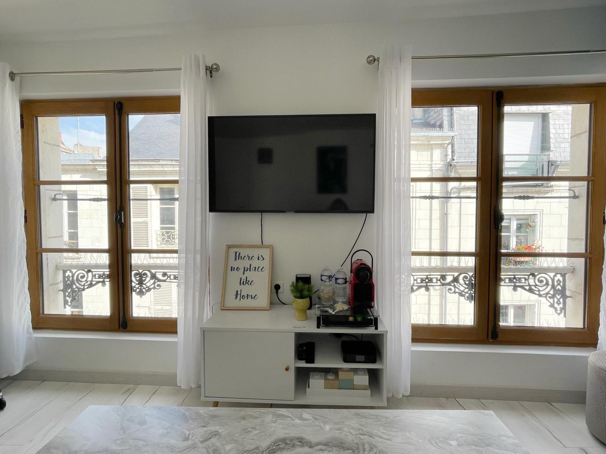 Magnifique Logement Au Pied Du Chateau بلْوا المظهر الخارجي الصورة